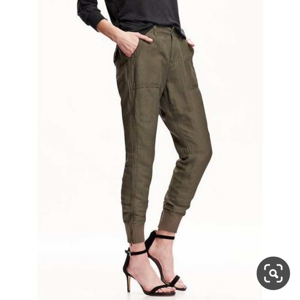 [Old Navy] Olive Green Linen Joggers